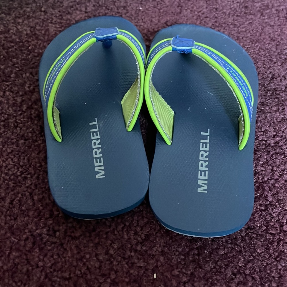 🏜️Merrell Kids Flip Flops🏜️ - Picture 4 of 7